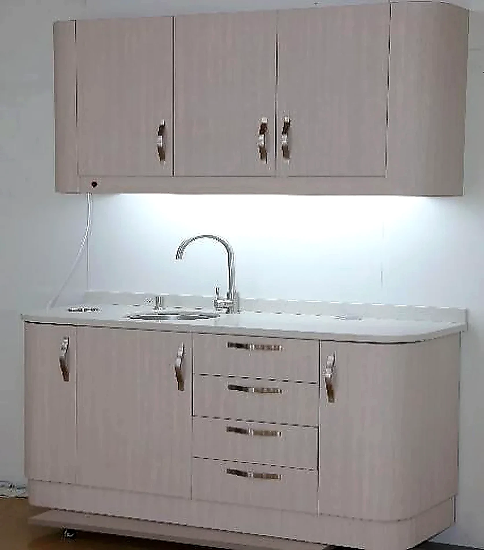 DC-22-C / DC-26 dental cabinet